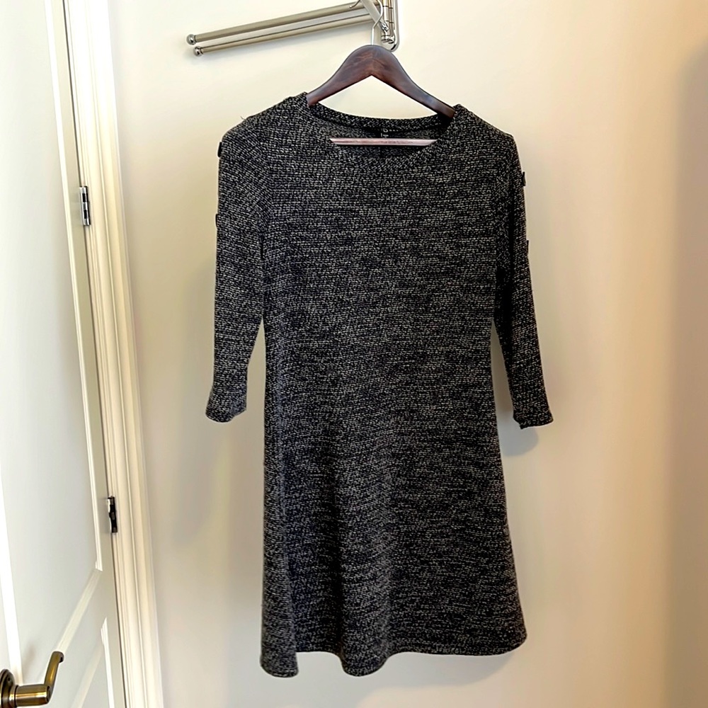 Women dress. Soft fabric. Very light.